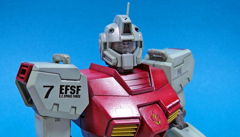 Bandai’s 1/100 RGM-79C GM Type C: Putting On The Decals